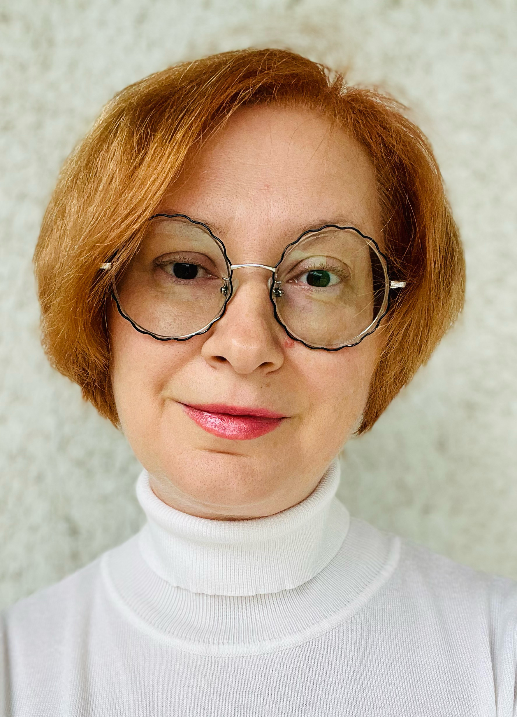 Главная Алена Акулова